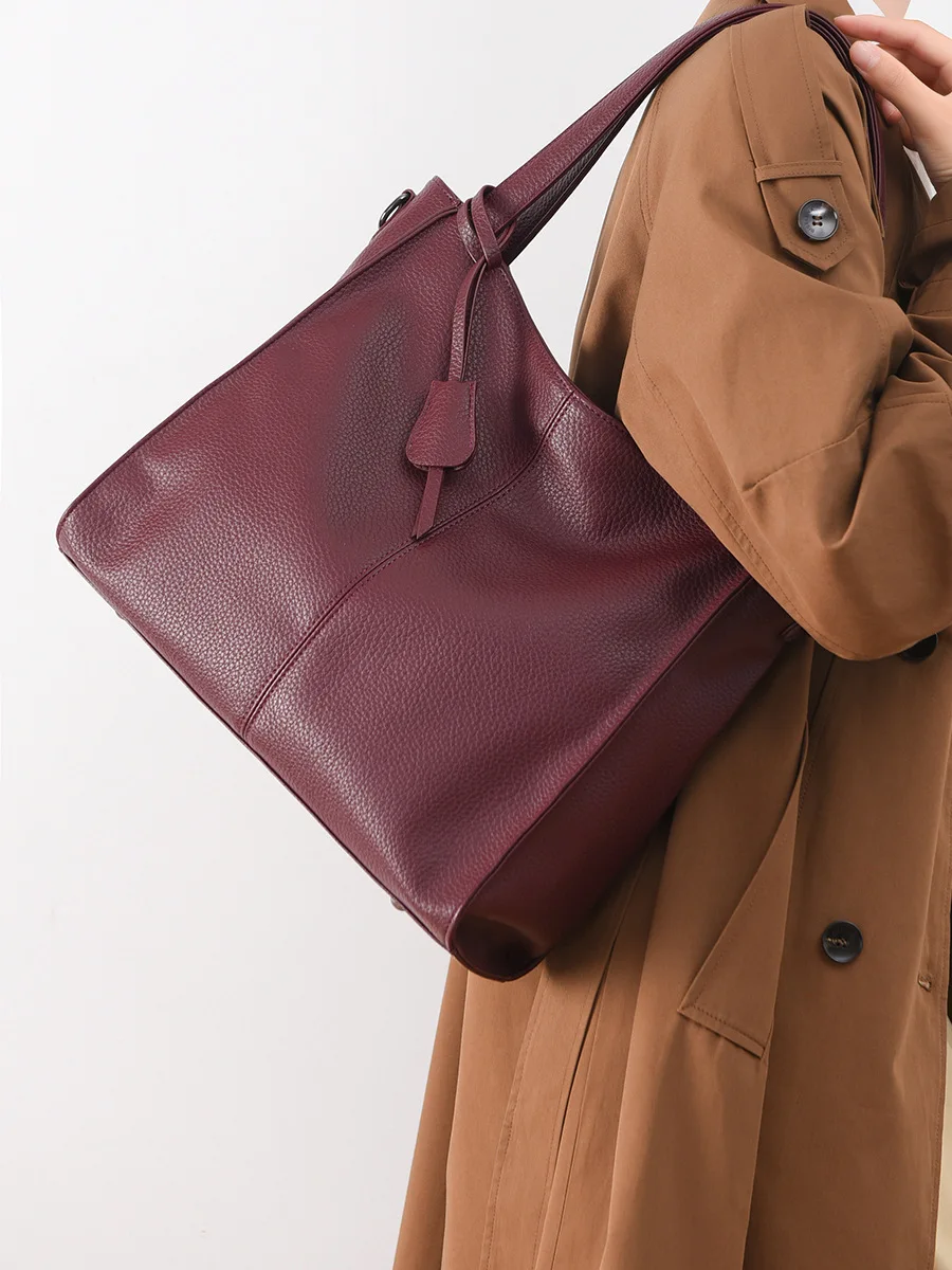 

Vintage Soft Leather Solid Color Women's Shoulder Bags Fashion Black Brown Tote Large Capacity Versatile Commuting Shopping Bags