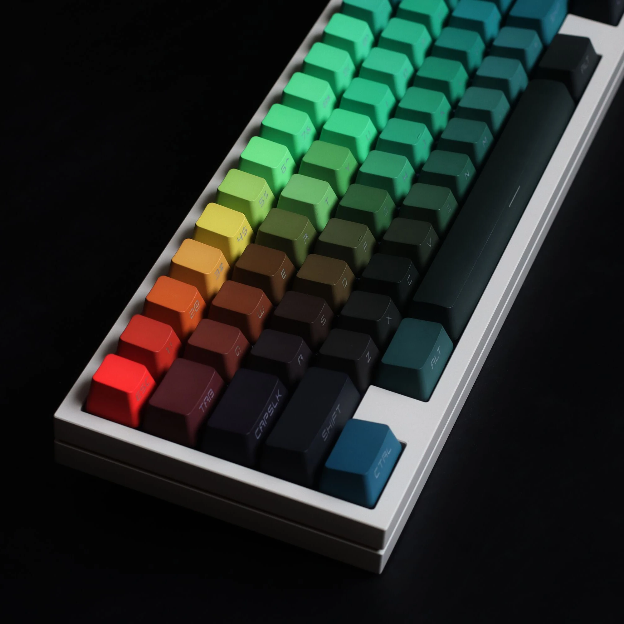 Tastiera meccanica keycaps prisma luce PBT di alta qualità con incisione laterale traslucida altezza OEM comodi copritasti a 123 tasti