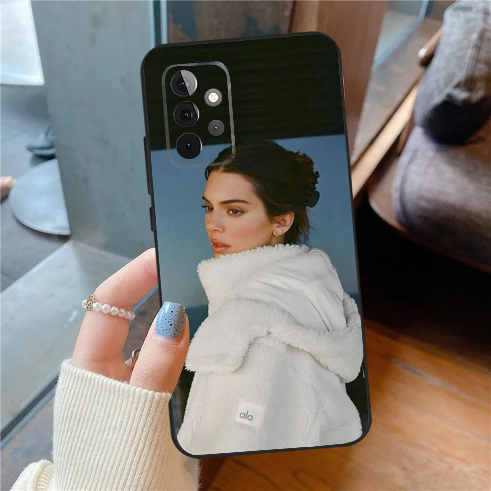 K-Kendall J-Jenner Model  Phone Case For SamsungS24,23,22,21,S20 Ultra Pro 10,S30Plus,S9,20lite Ultra Black Cover