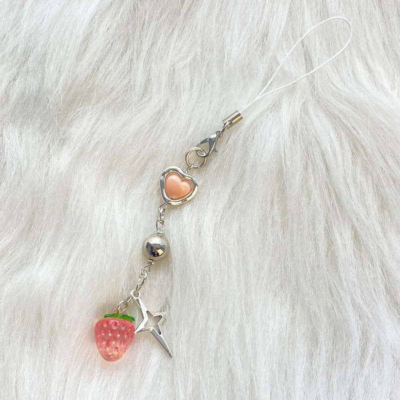

Fashion Y2K Sweet Cool Phone Charms Strawberry Heart Star Car KeyChains Bag Pendant Gifts Jewelry Accessories