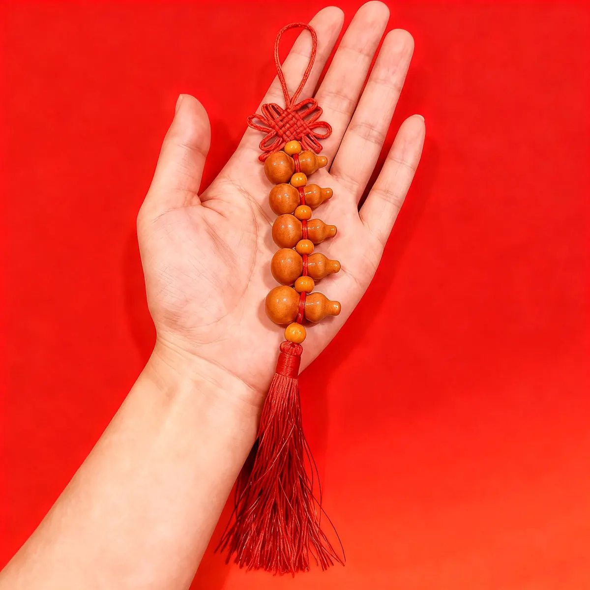 Handmade Gourd Chinese Knot Tassel Pendant Bracelet Car Hanging Accessory Door Decor New Year's Festive Set of 1 Pcs view 4