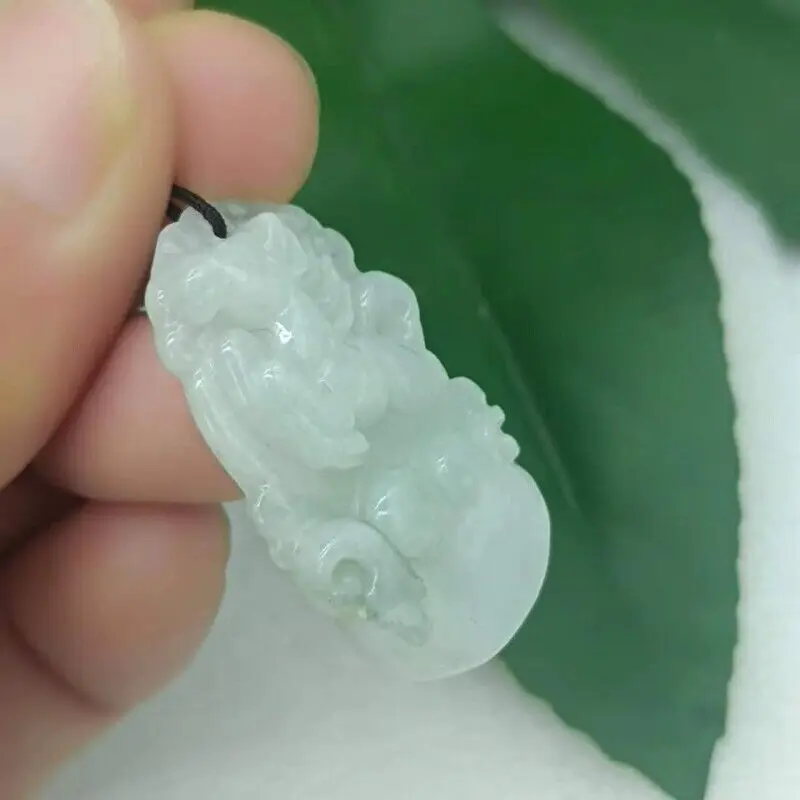 

Сертифицированная Натуральная Зеленая подвеска-лошадь из нефрита