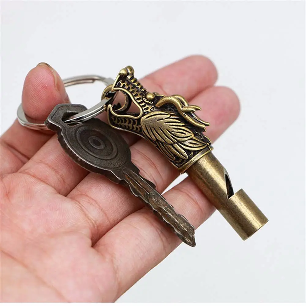 

Men Women Handmade Outdoor Brass Dragon Head Emergency Keys Chain Whistle Car Pendants Outdoor Survival Tools