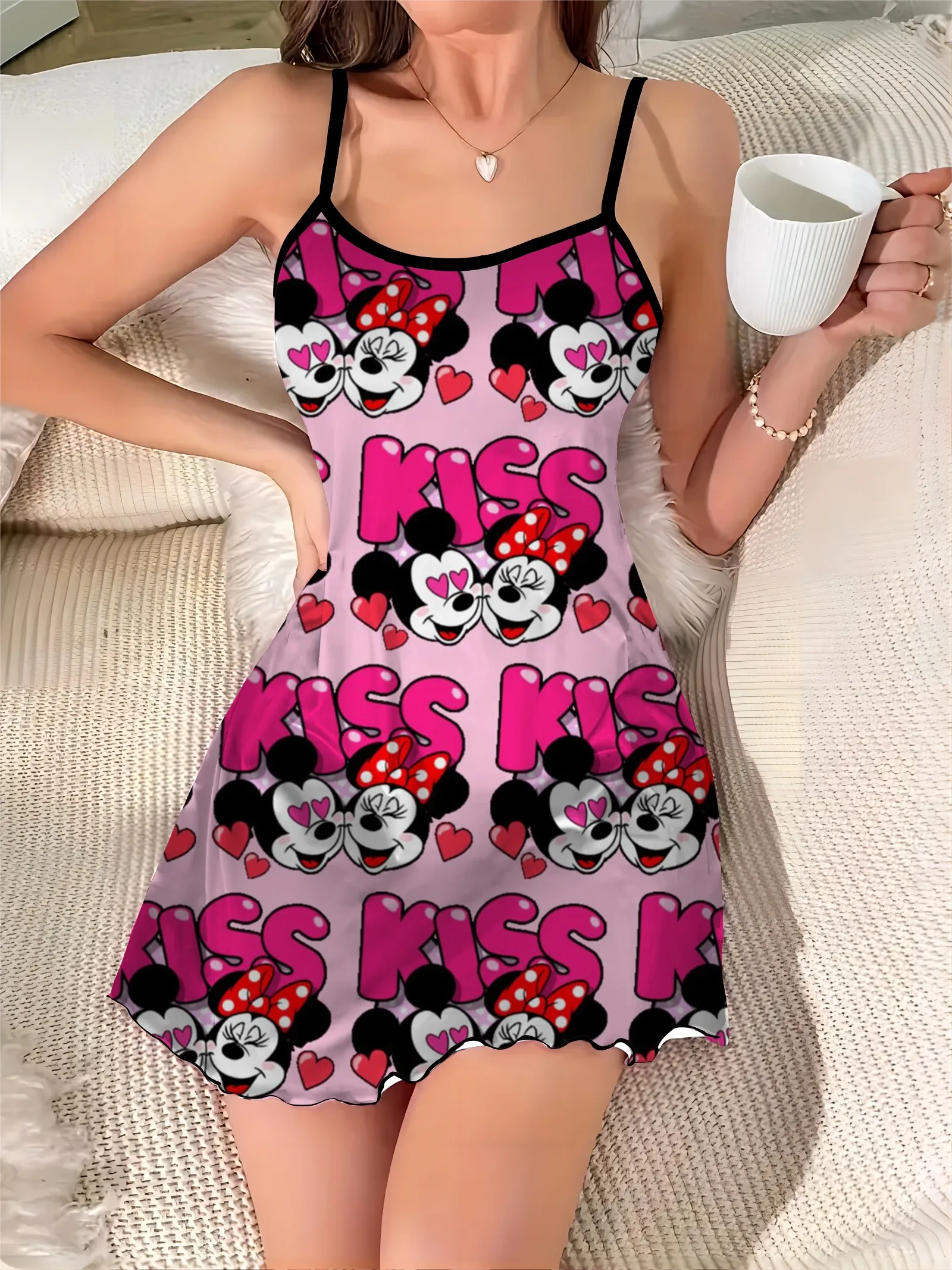 Disney-Minnie Mouse elegante vestido chique, guarnição alface, Mickey saia do pijama, vestidos de verão, gola redonda, superfície cetim, Mini, moda, 2024