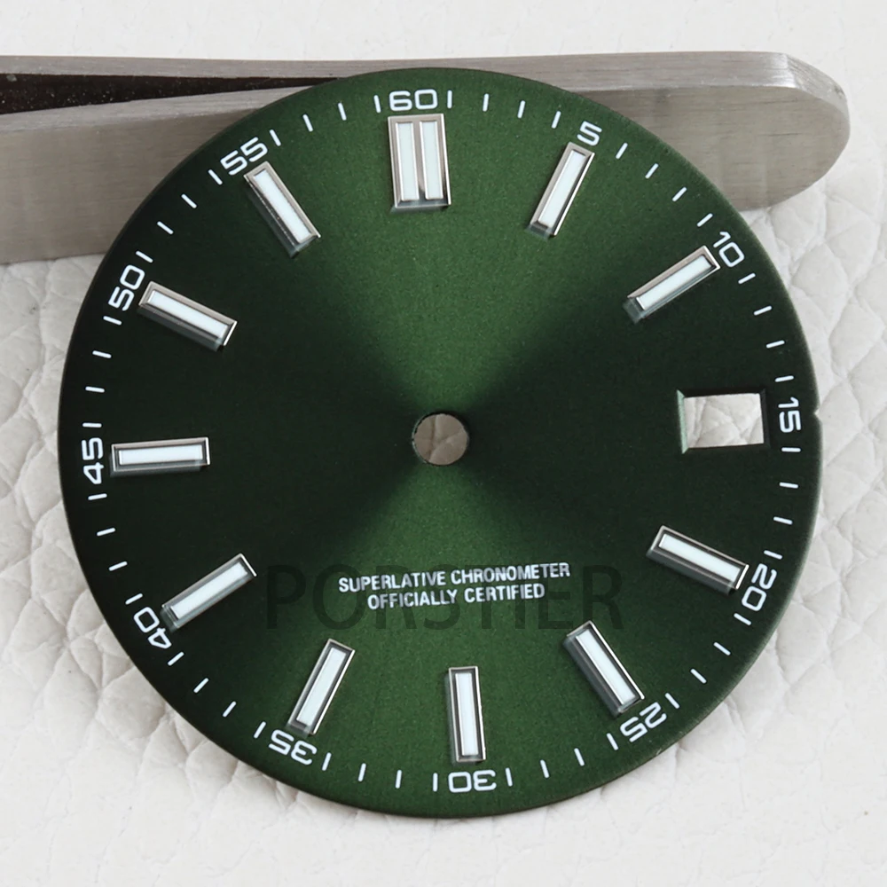 28,5 mm NH35-Uhrenzifferblatt für DATEJUST NH35/NH36-Uhrwerk, blau leuchtendes Zifferblatt mit Sonnenschliff-Textur, Datumsfenster, Uhrenzifferblatt-Ersatzteile – Detail 9