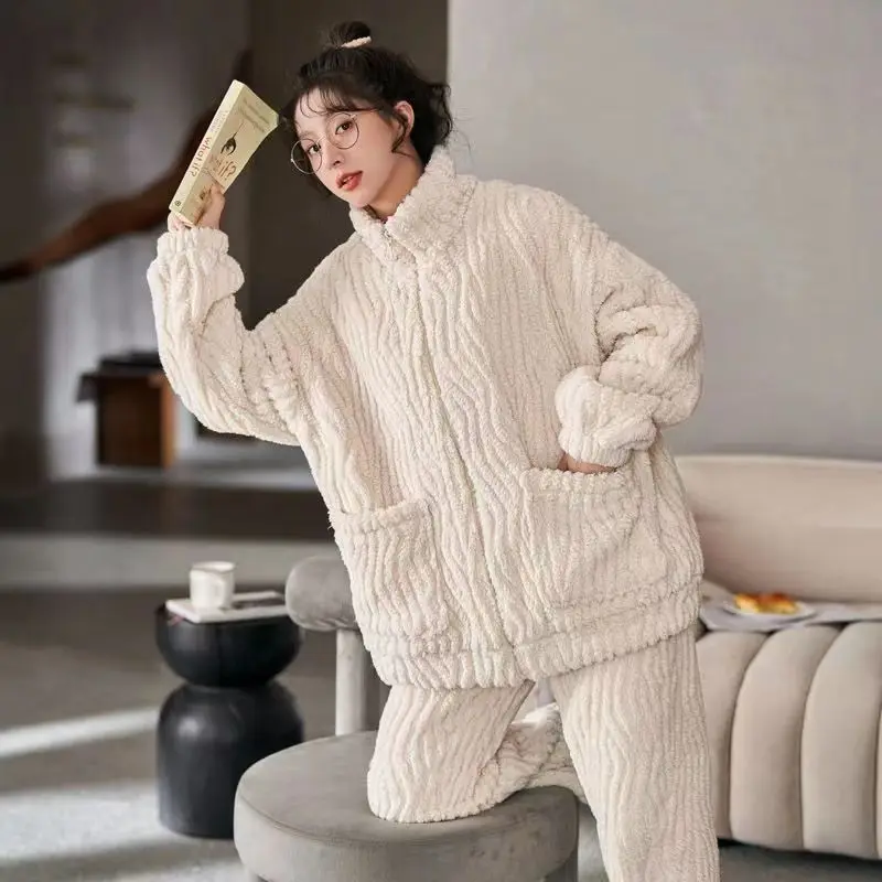 Winter Warm Flannel Women Pyjamas Set Thick Coral Velvet Long Sleeve Pajamas Set Leisure Sleepwear For Women Nightwear Nighttown