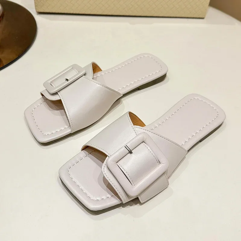 2024 Summer Solid Color T-shaped One line Buckle for Convenient One Step Stepping on Women's Large Flat Bottom Drag