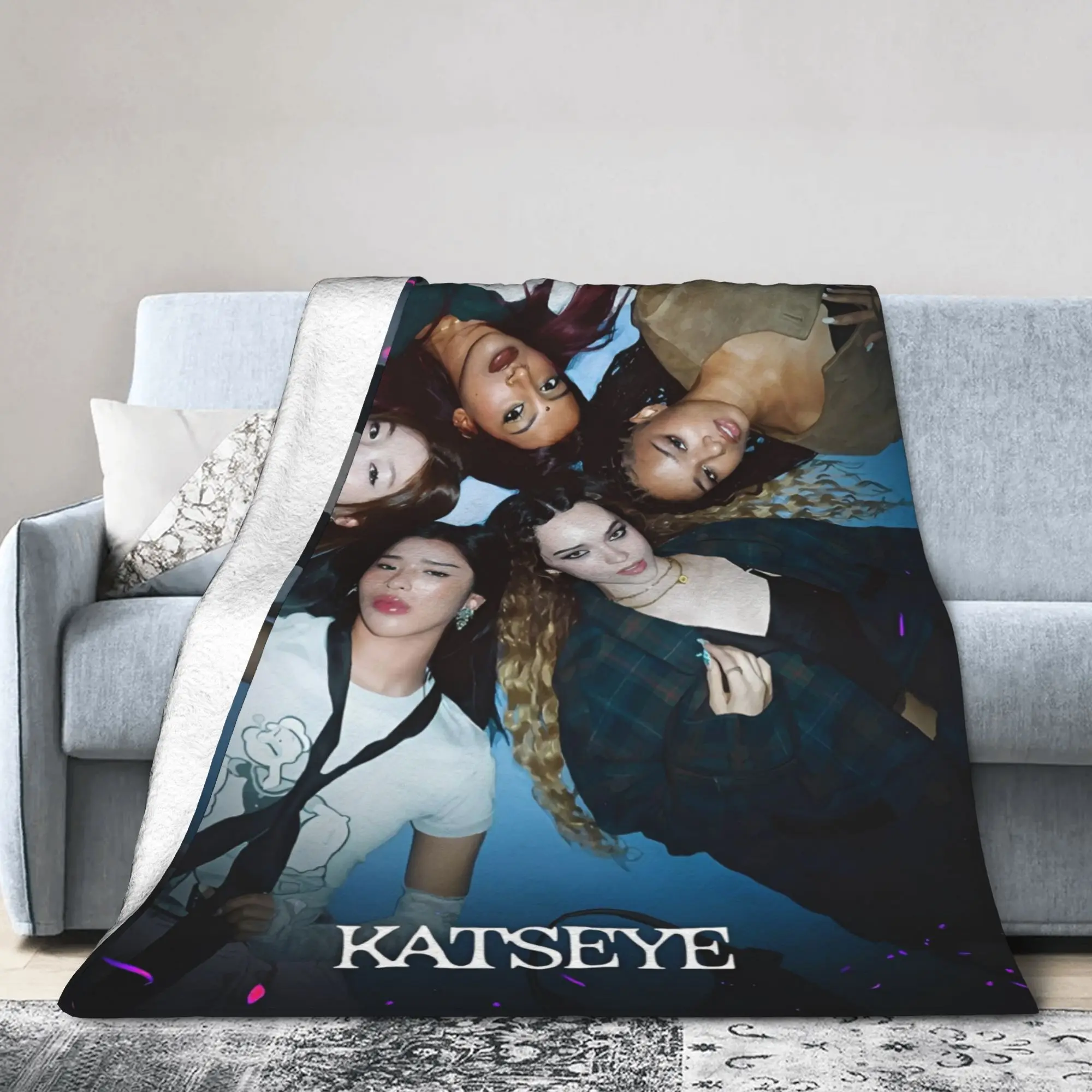 Katseyes Kpop Blankets Flannel Textile Decor Lara Manon Megan Portable Ultra-Soft Throw Blanket for Bed Bedroom Bedspreads