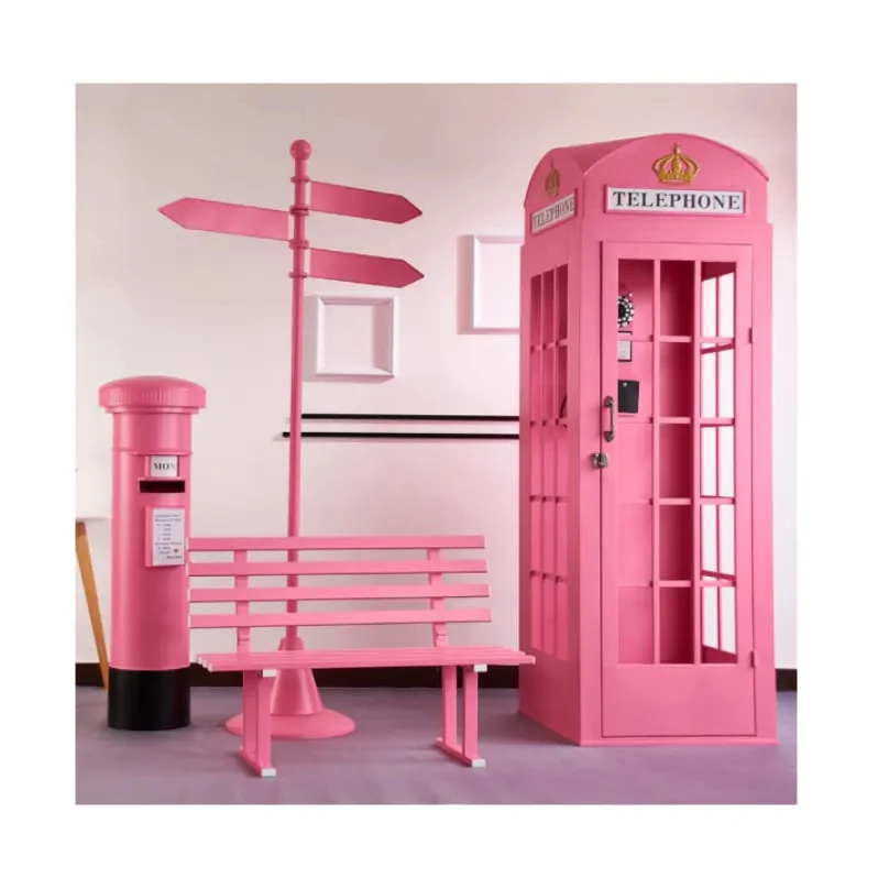 

2024 Hot Sale British Style Pink London Telephone Booth Model Outdoor Decoration Medal for Craft Application