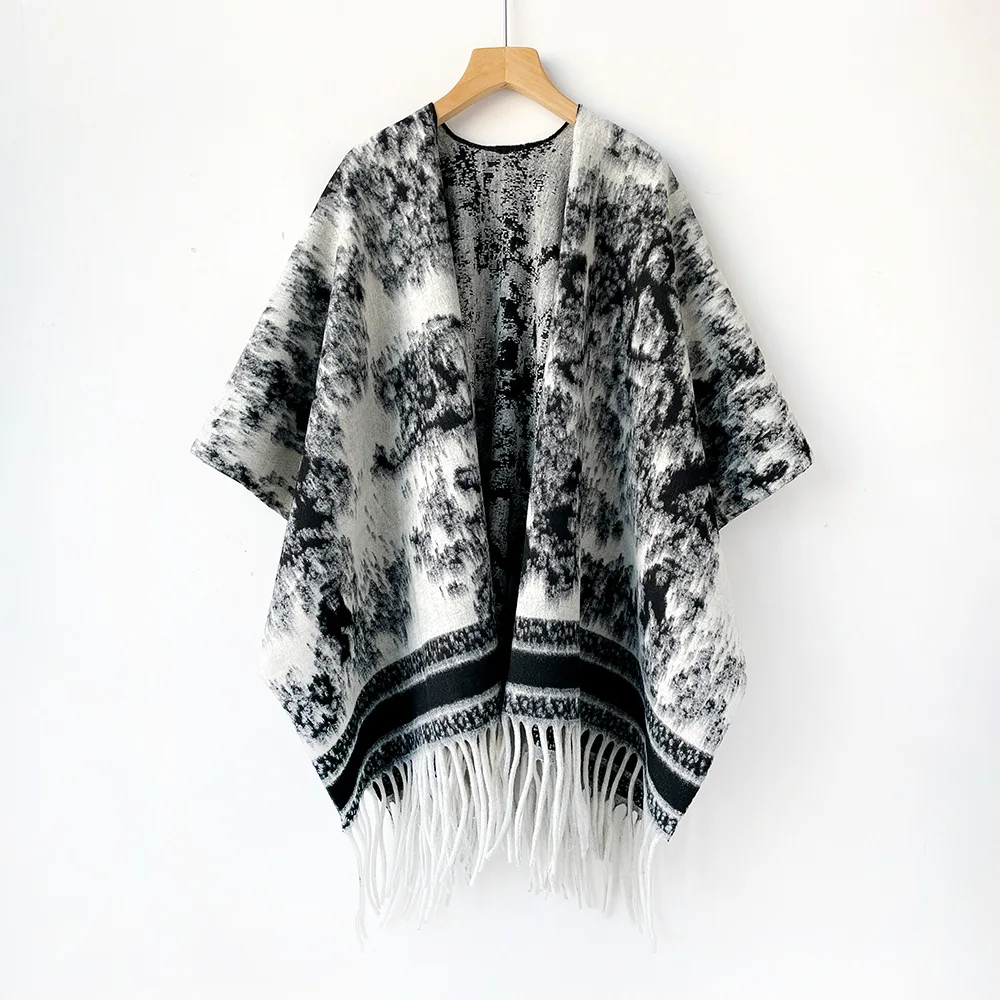 

Luxury Ink Painting Pattern Cashmere Shawl Scarf for Women Winter Travel Versatile Warm Thick Windproof Tassel Cloak