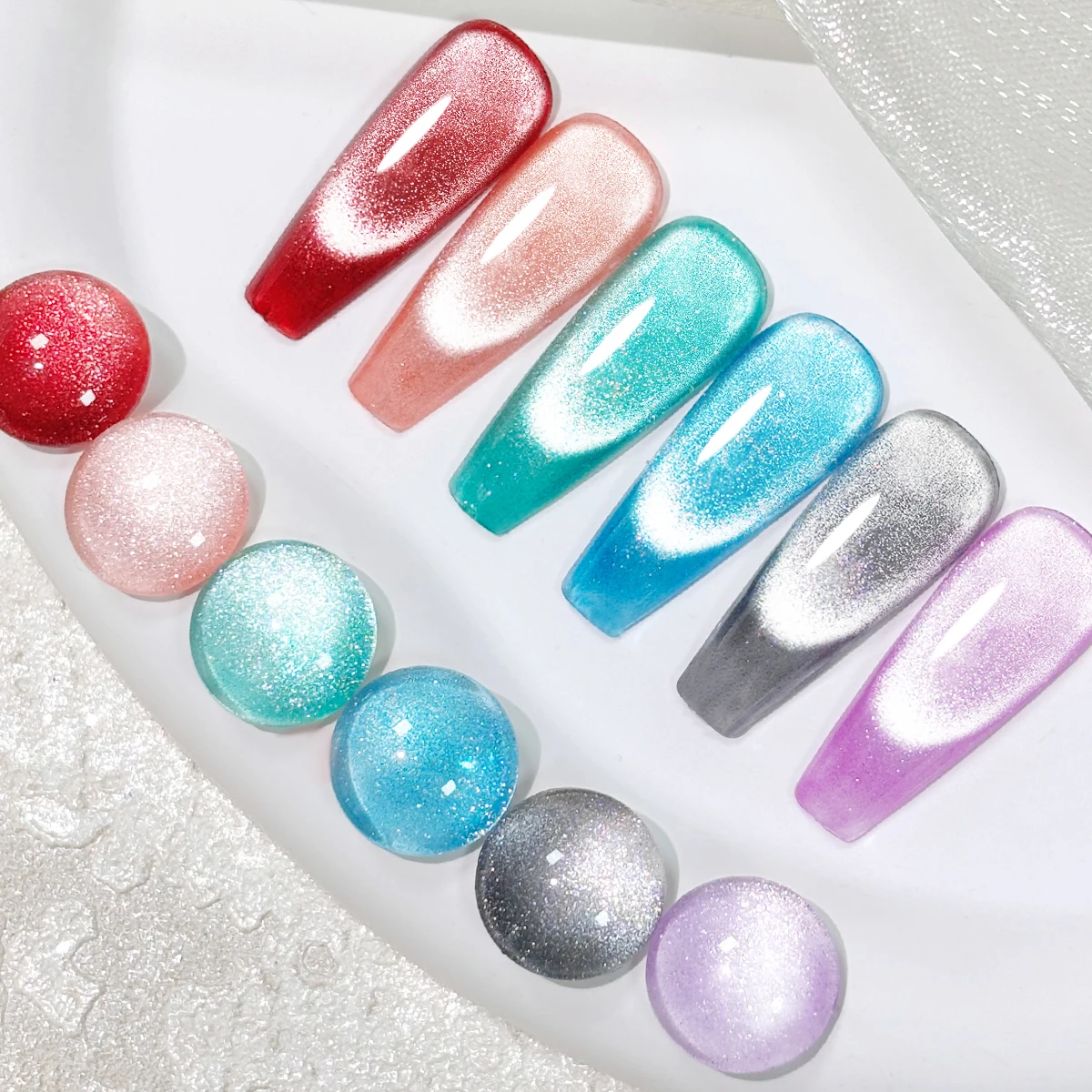 12Pcs/Set Faandin 0.24oz*12 Pieces Crystal Cat Eye Magnetic Stick Set, Deep and Transformative Cat Eye Gel Nail Polish, Carefully Selected Versatile Colors in a Gift Box, Perfect Gift for Mom, Girlfriend, Essential Item for Dating, Parties, and Dates, Can Be Done at Home, Easy to Use, Lustrous Color, Not Easy to Fade, Nail Salon Special Nail Gel