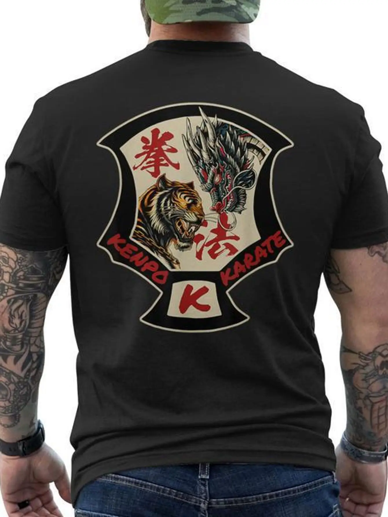 Herren Karate Kampfkunst T-Shirt mit Rückendruck, Schwarz mit Roten Tiger- und Drachenstreifen Rundhals Kurzarm für Alltägliches Tragen