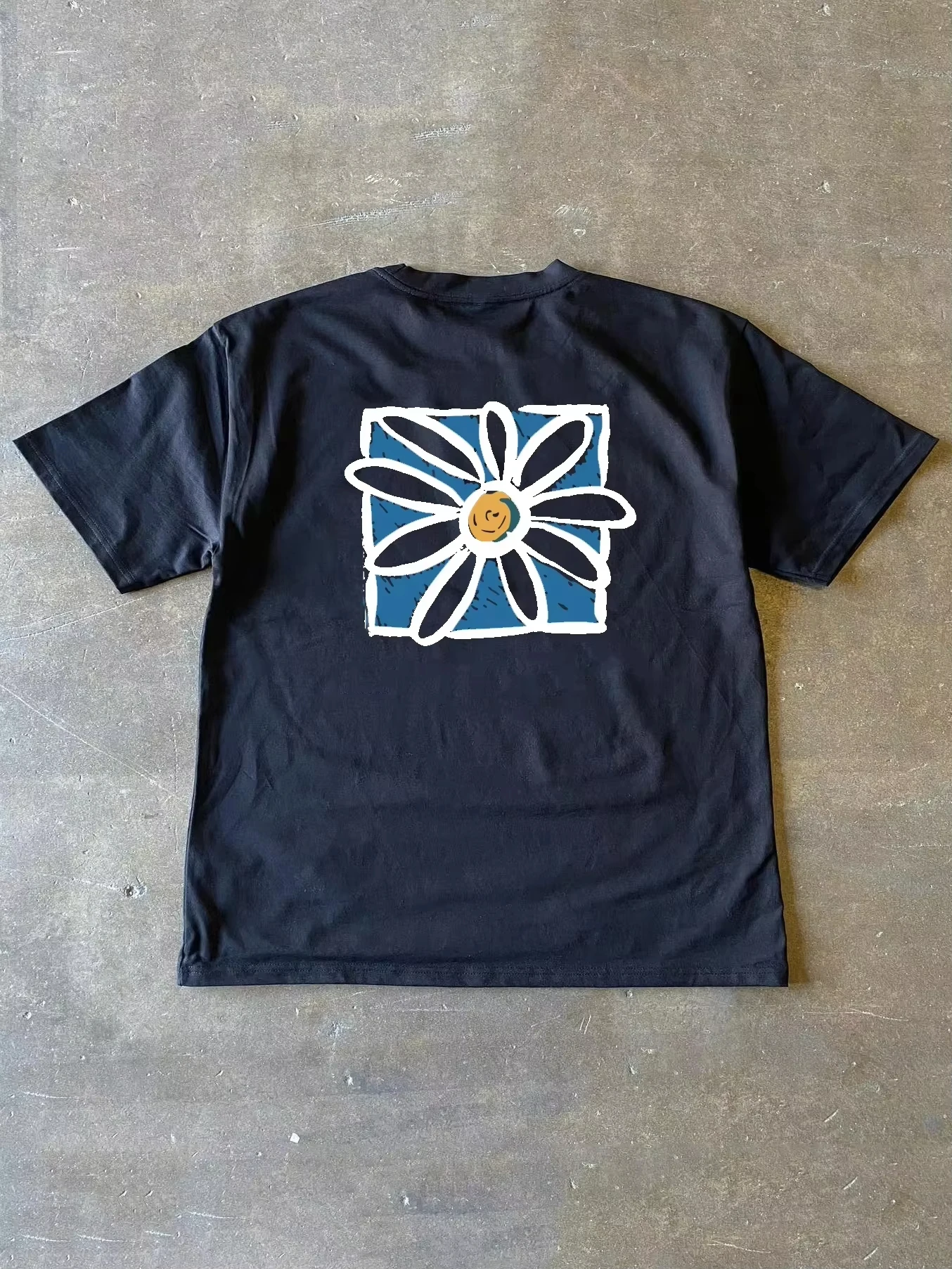 

Летняя футболка большого размера с короткими рукавами в Корейском стиле с цветочным принтом, мужская и женская модная свободная повседневная хлопковая футболка