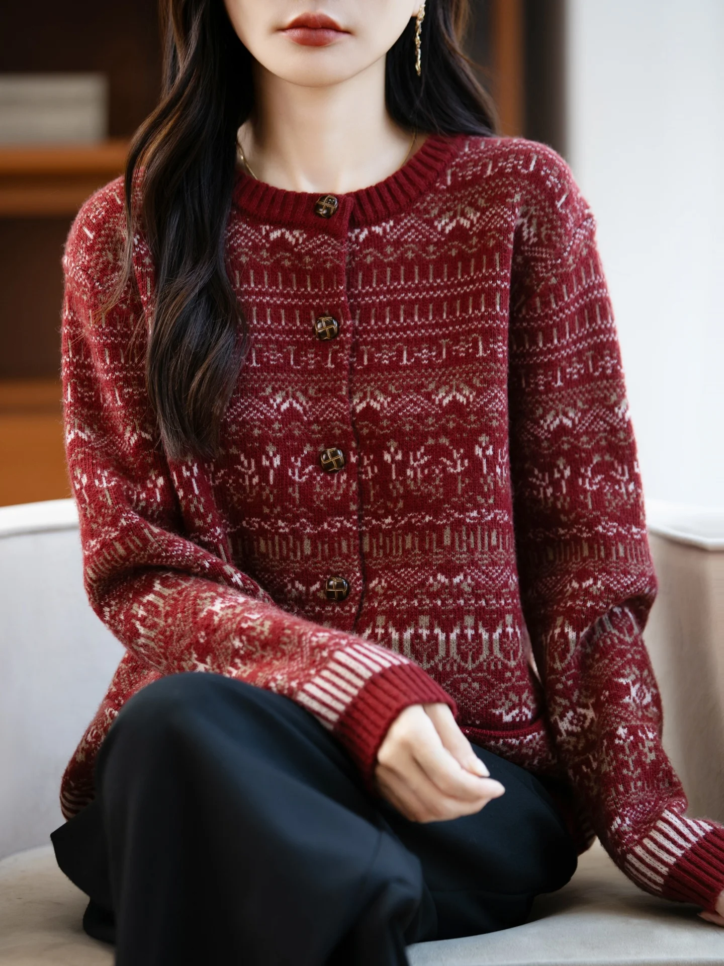 الخريف الشتاء Thiened الدب الفراء السيدات المفتوحة سترة فضفاضة مستديرة Ne المرقعة العرقية محبوك ملابس خارجية لينة طويلة Sve