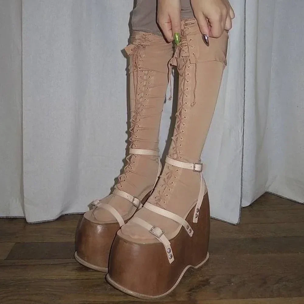 Plattform Sexy Keilabsatz Damen Pump 2025, neue Street Fashion Party Schnalle Sandalen offene Zehen Gürtelschnalle Laufsteg Bühne High Heels