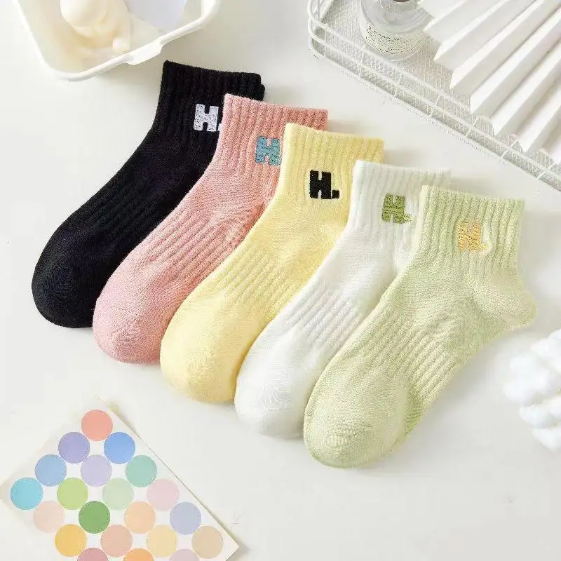 

6 pairs Women's short Socks Summer Thin Cotton Soft fabric Breathable and sweat absorbing girl sock Student Low tube Ankle boat