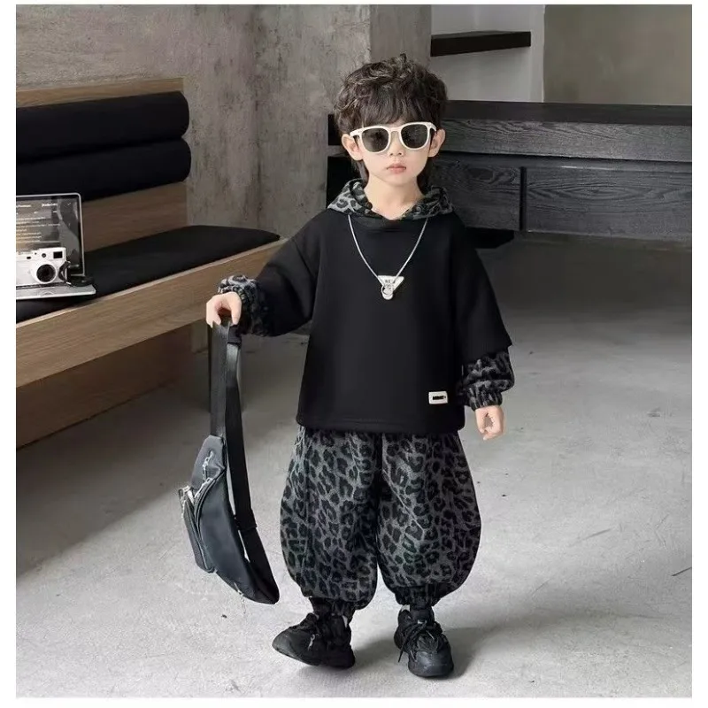 

Boys' Autumn Suit Korean Version Suit Children's Hooded Sweater Trousers Two-piece Set New Handsome Leopard Print Sportswear