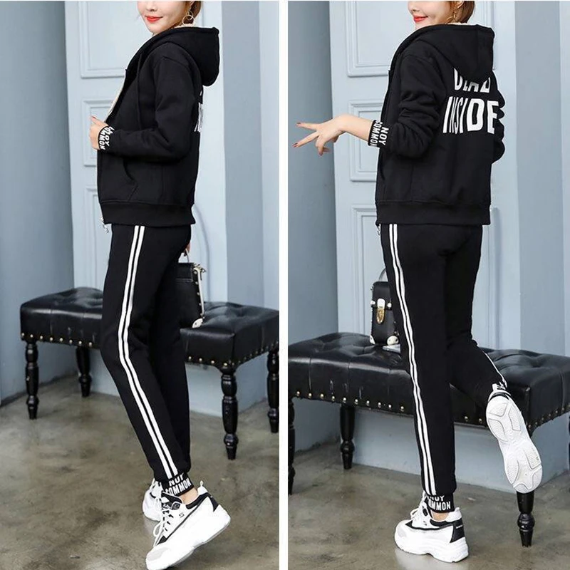 Casual Lambswool  lined Tracksuit 2 Piece Outfit Women Sports Suit Winter Warm Thicken Fleece Print Hooded Jacket Sweatpants Set