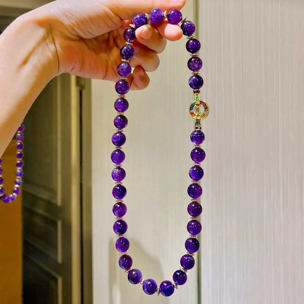 Colar de design original de ametista natural roxa uva de 10 mm