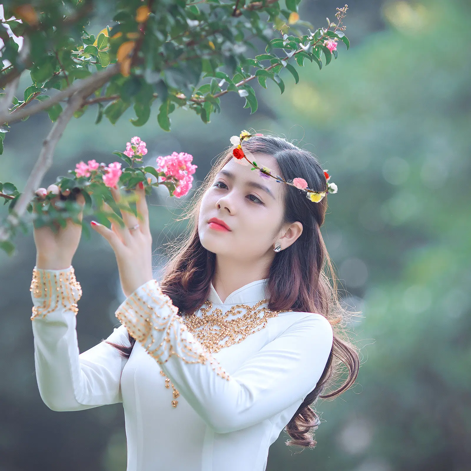 

14Pcs LED Flower Wreath Headband Floral Hairpiece for Girls Women Birthday Wedding Festival Party Hawaiian Beach