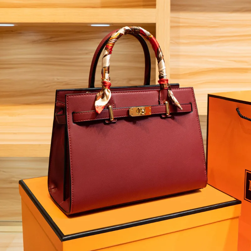 Light Luxury temperament Chinese style women's bag 2024 new high-end feeling new Chinese embroidery crossbody bag handbag