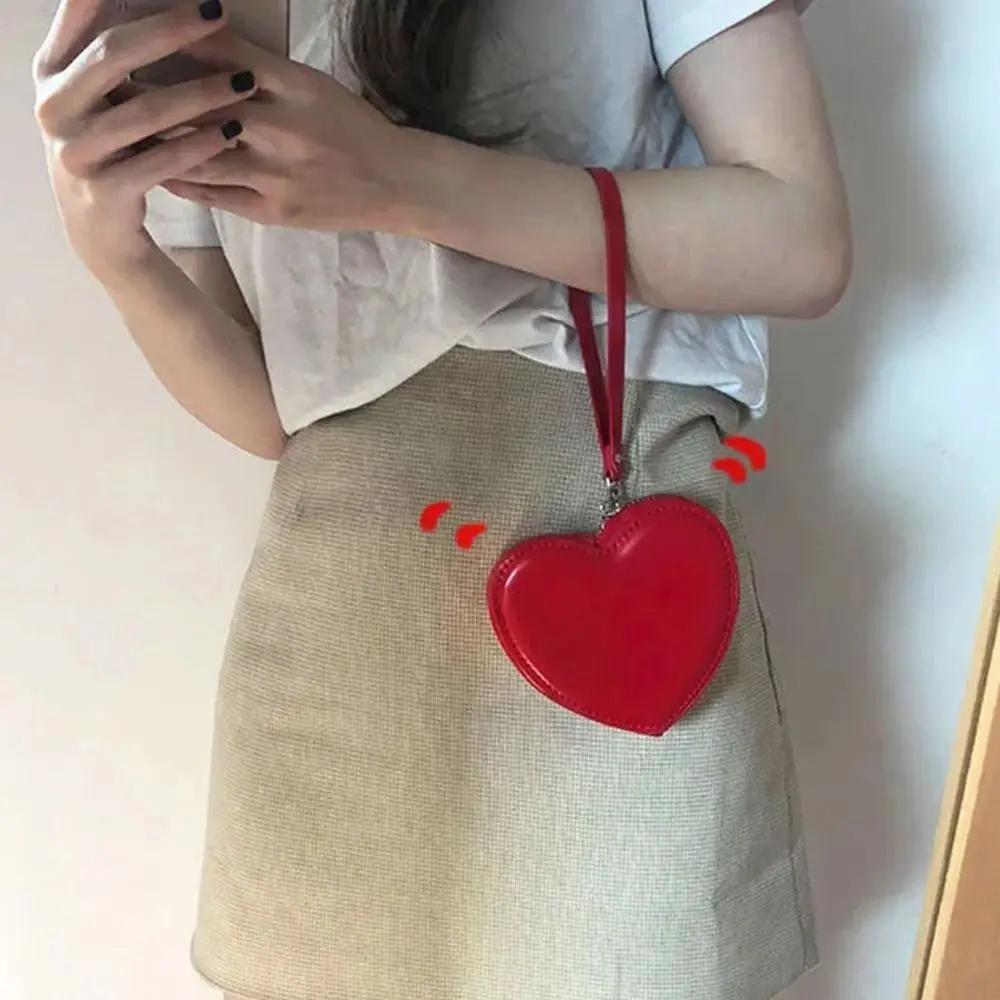 Fashion Korean Style Red Love Hear Wallet Card Pocket Clutch Bag PU Purses Change Bag Wrist Bag Solid Heart Bag Female