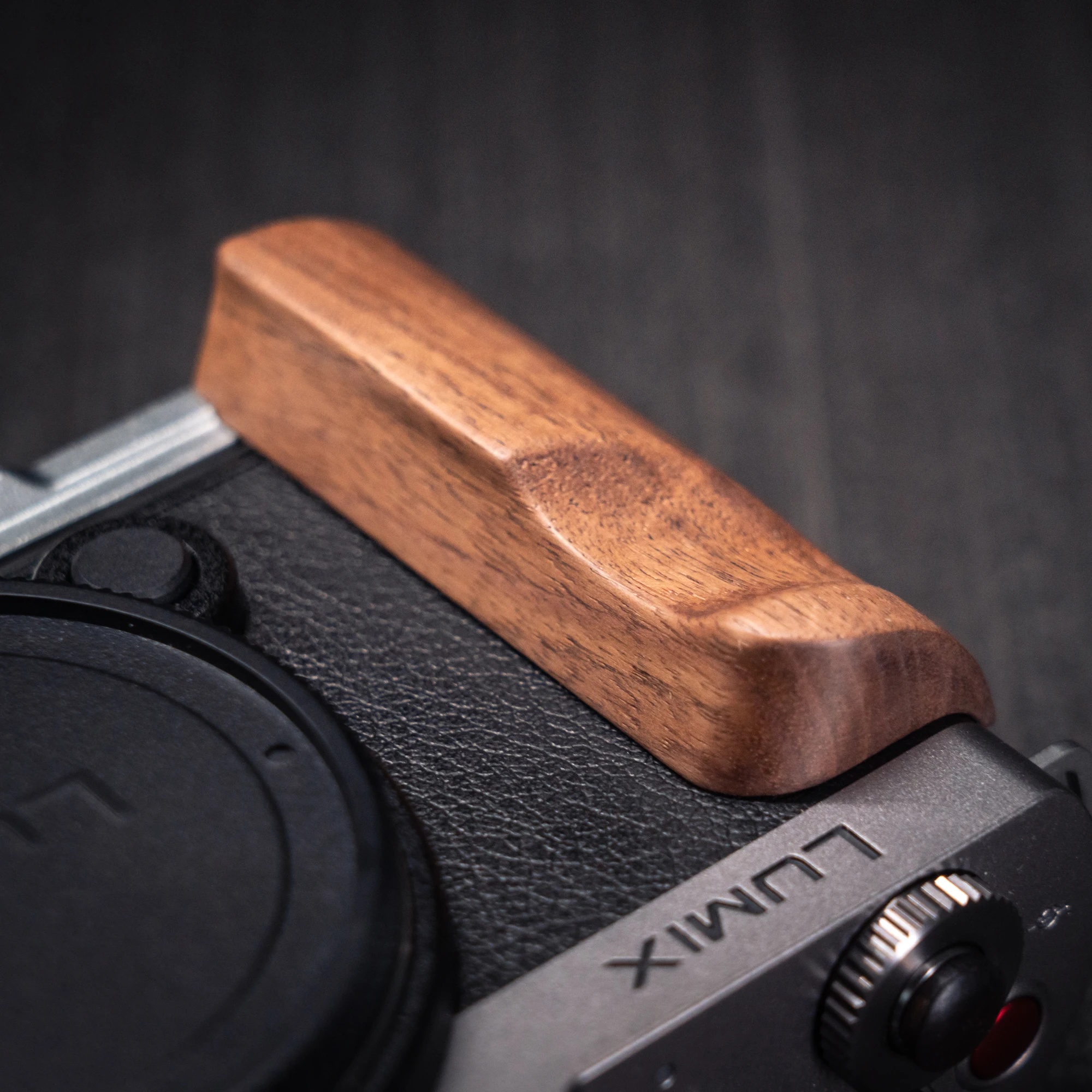 Holz-Handgriff L-Halterung für Panasonic Lumix S9 Kamera mit Schnellwechsel-L-Platten-Halterung Ultraleicht mit Legierungsbasis – Detail 2