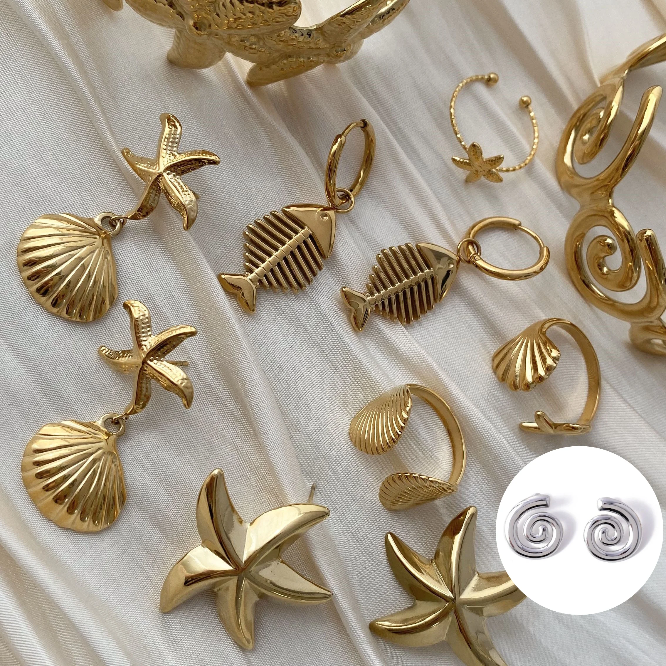

Модные позолоченные серьги-гвоздики CARLIDANA в форме морской звезды и ракушки, открытые кольца, высококачественный набор украшений из нержавеющей стали с морскими элементами