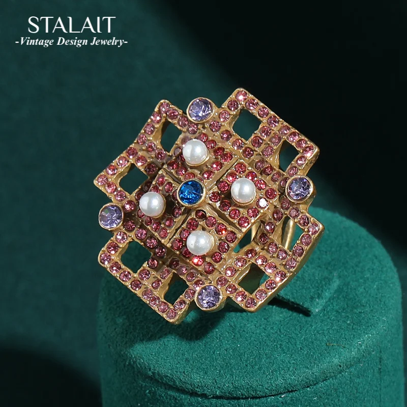 

Luxury Jewelry Large Flower Square Pink Ring Rhinestone Decoration Geometry Vintage Woman Wedding Designer Accessories 2025 New