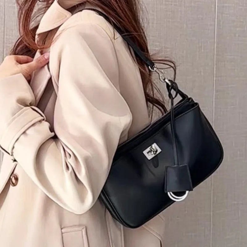 

Women Luxury Rodeo Style Genuine Leather Underarm Bag Hobo Baguette Small Crossbody Shoulder Bag Fashion Casual Purse