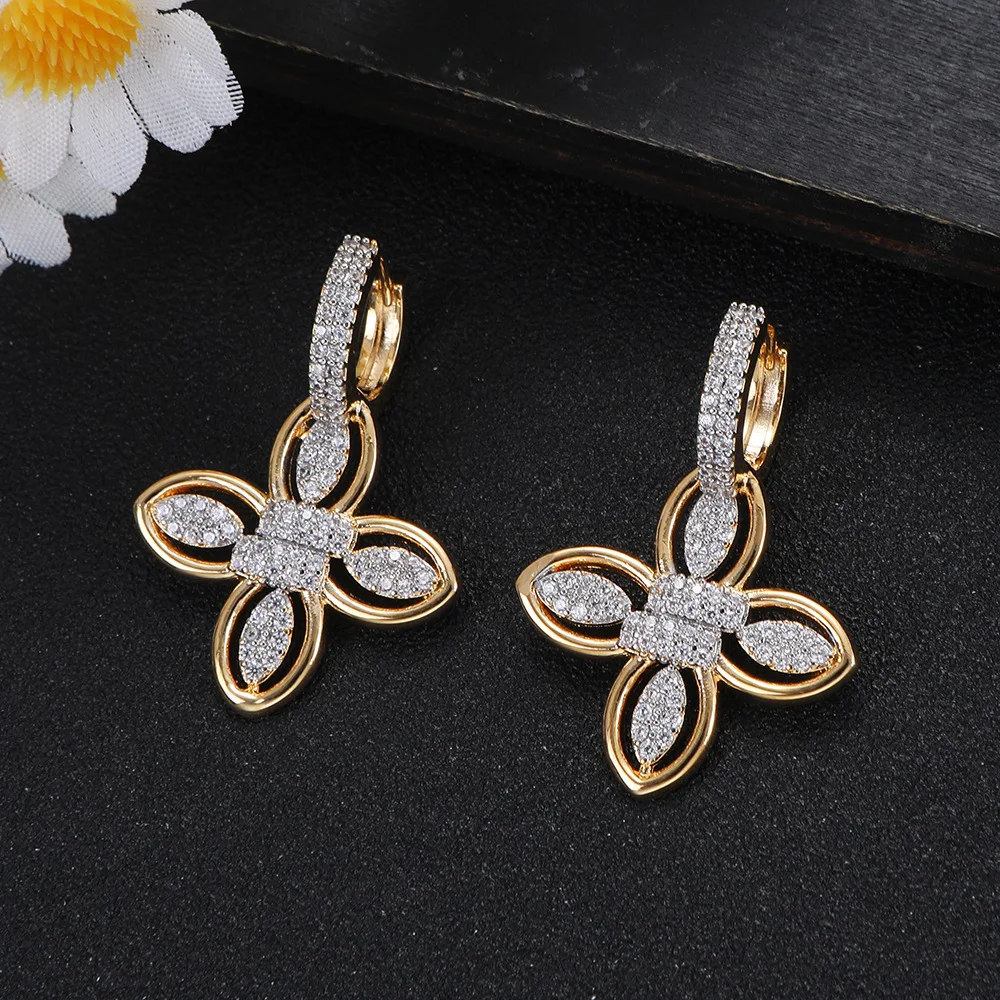 Two-Tone Full Zircon Geometric Earrings for Women Retro Luxury Contrast Color Dangle Earrings Evening Party Premium Jewelry Gift