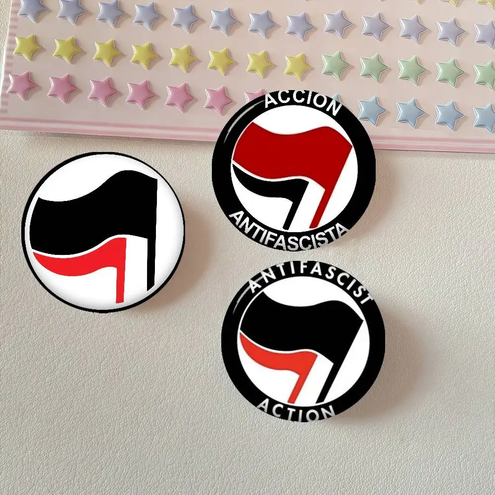 LOGO Accion Antifascista  Anime Photo Brooches Creative Round Badge Gifts Pins