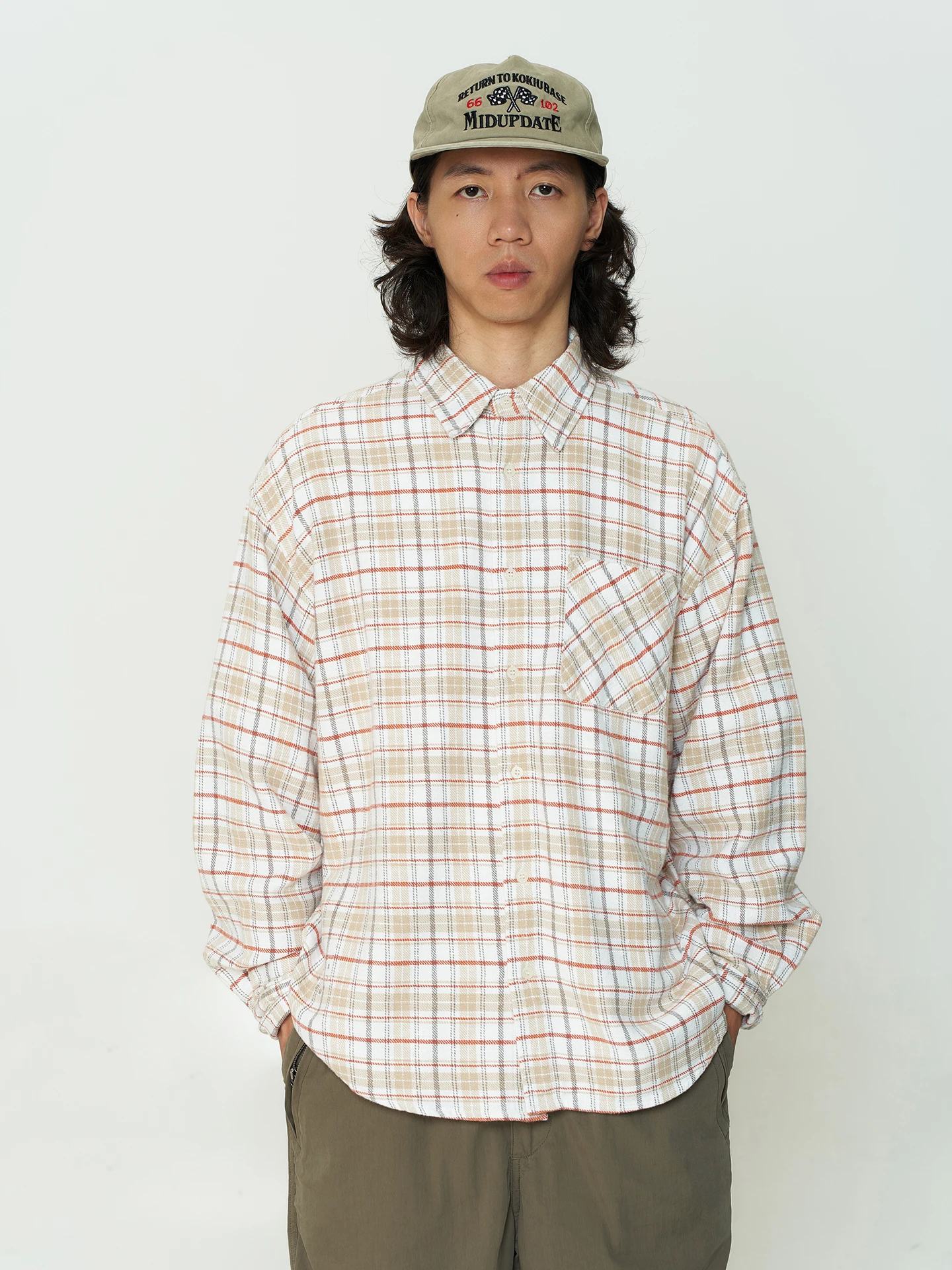 

Мужская повседневная рубашка из чистого хлопка с длинным рукавом, вышивкой букв и карманом, осенняя коллекция 2025, в клетку