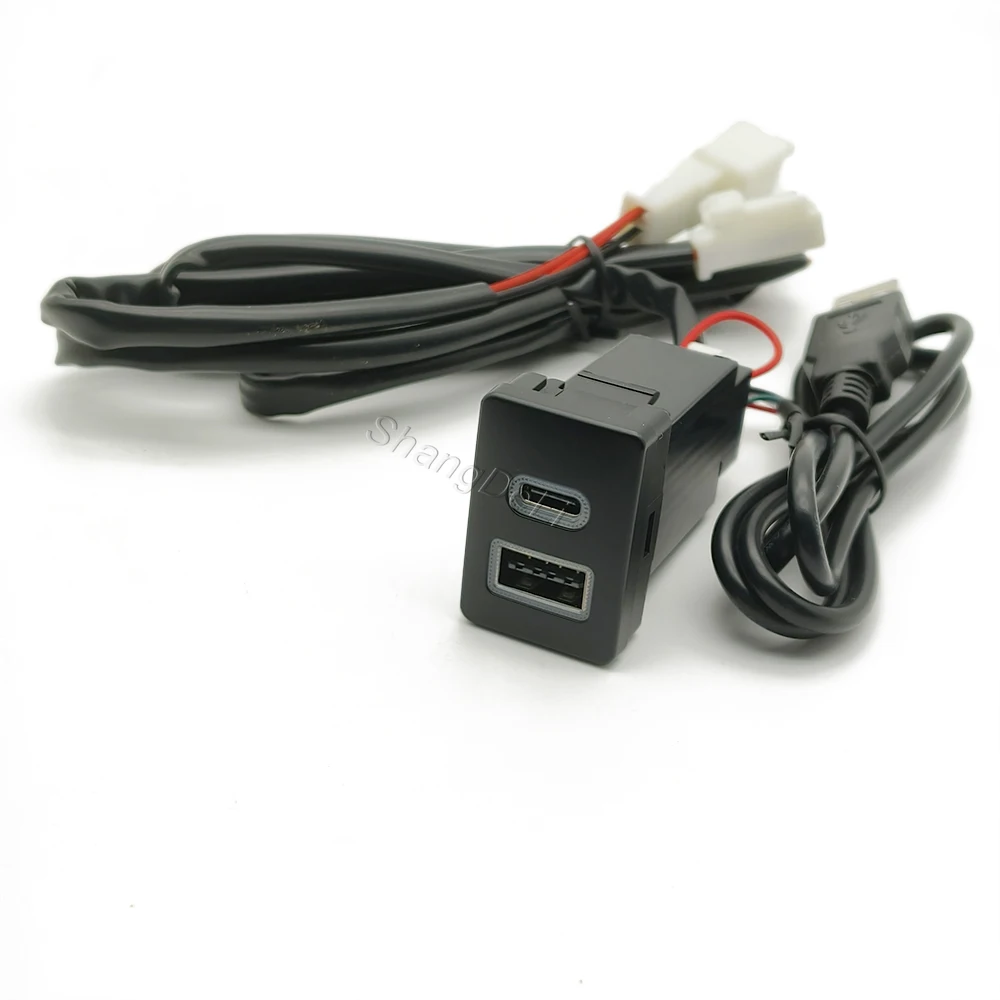 جديد USB نقل البيانات الصوتية نوع C PD المقبس شاحن سريع محول الإدخال لملحقات تويوتا
