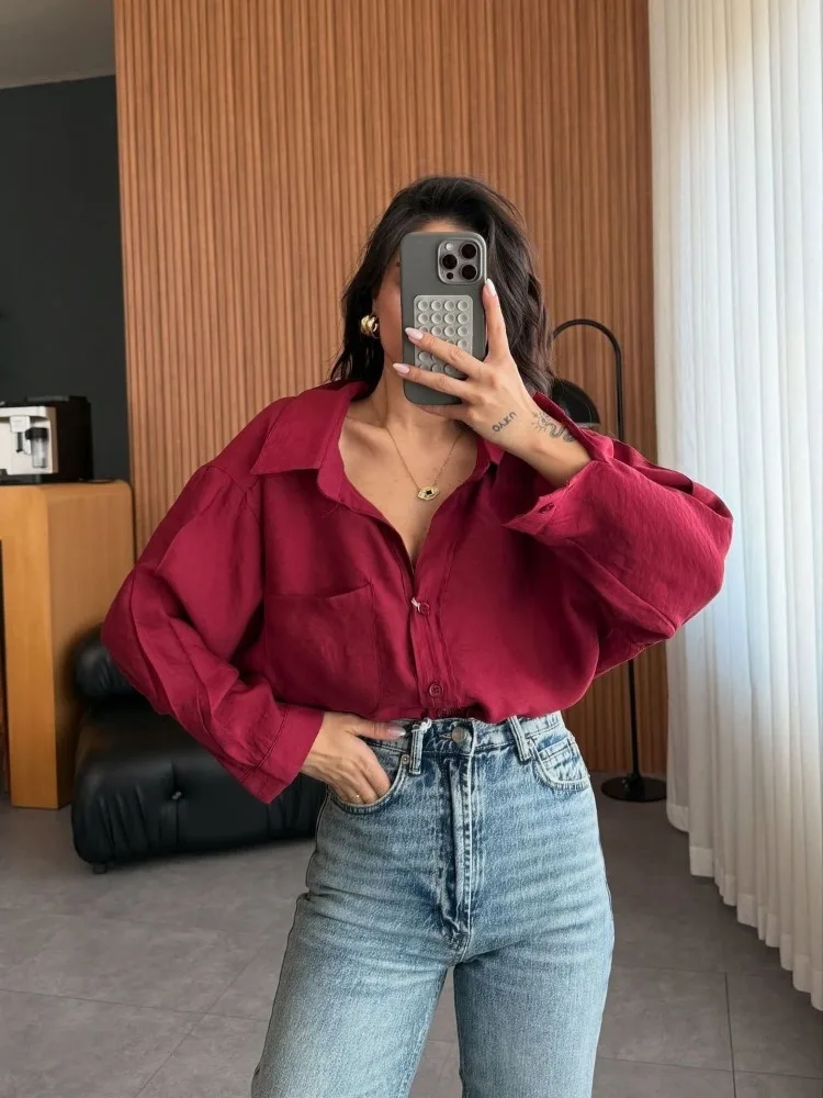 

2026 Summer Fashion New Women's Youthful Elegant Loose Shirt Single Breasted Temperament Collar Solid Color Casual Top