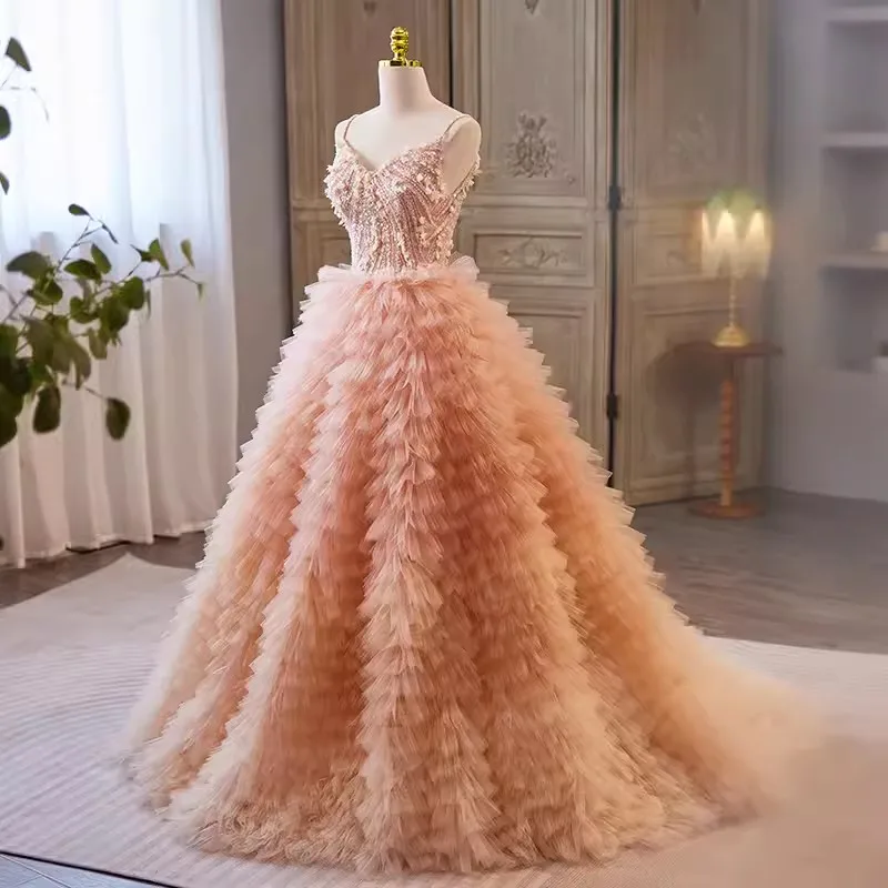 

Saudi Arabic Luxury Coral Quinceanera Dresses V Neck Tiered Ball Skirt Sweet 16 Year Girl Birthday Party Dress Vestido 15 Prom