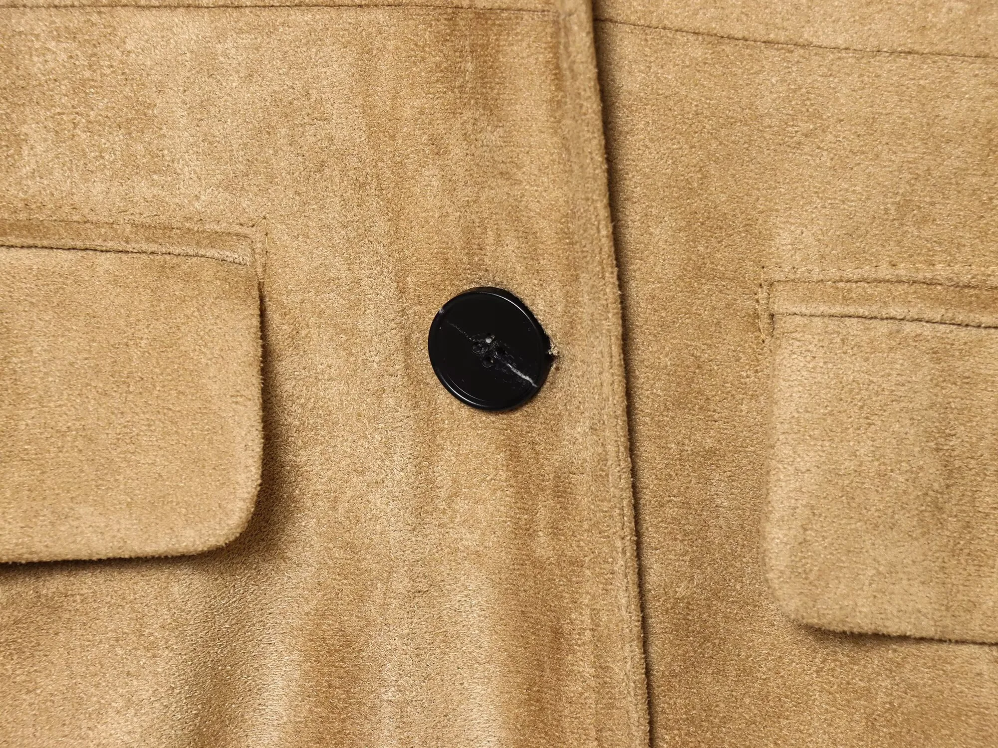 سترة نسائية شتاء جديدة لعام 2025 غير رسمية أنيقة وطية صدر السترة بقصة ضيقة وتأثير من الفرو الصناعي سترة بدلة من جلد الغزال