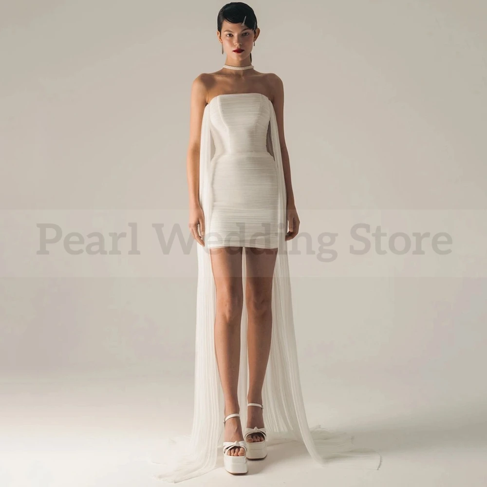 Sexy Backless Short Wedding Dress Delicate Pleat Sleeveless with Sweep Train Chic Halter Bride Sheath Gown for Marriage Register