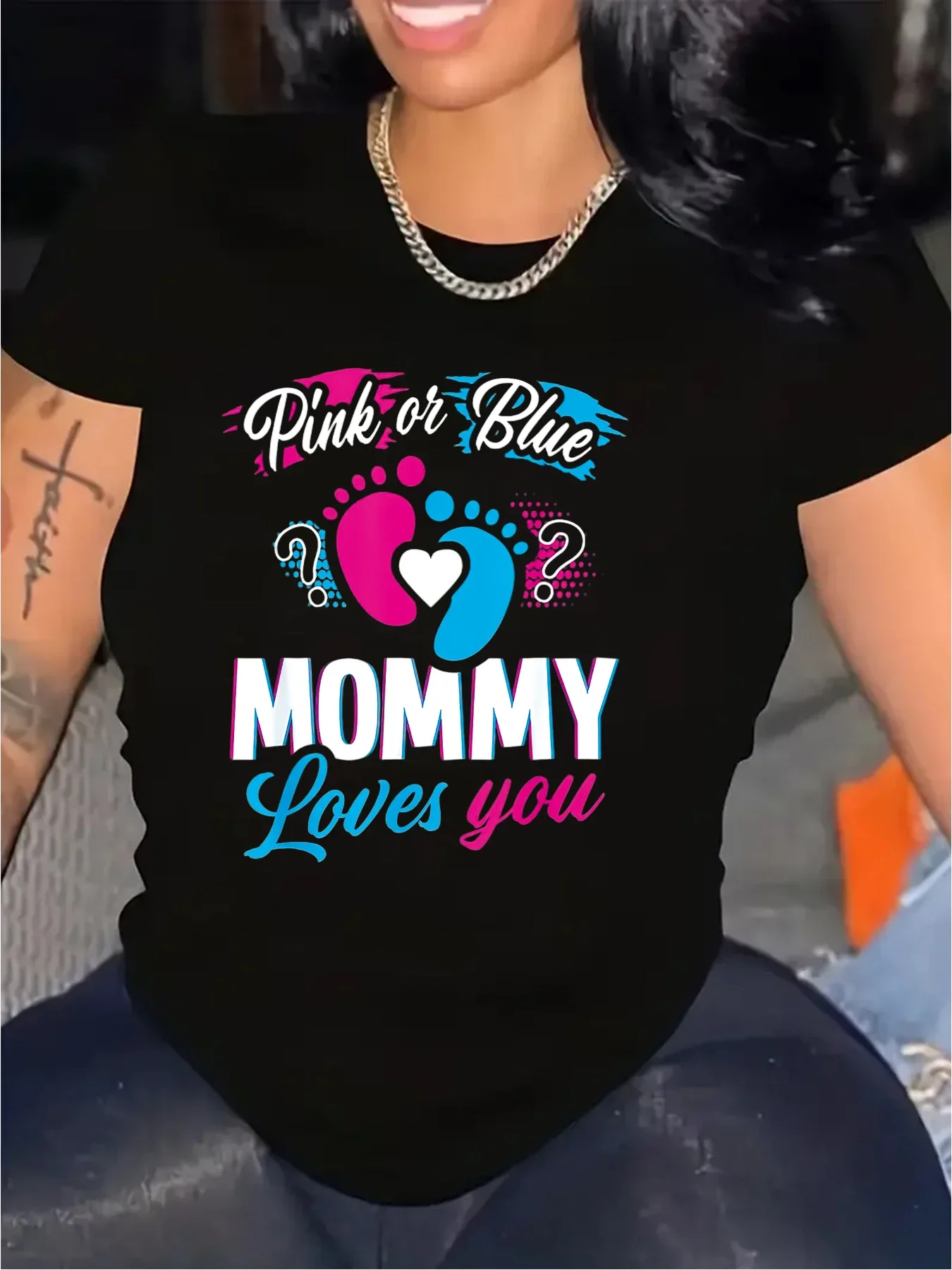 2024  T Shirt Pink or Blue Mommy Loves You Baby Gender Reveal Party Shower Short Sleeve Women Graphic Tee Summer Women Funny Tee