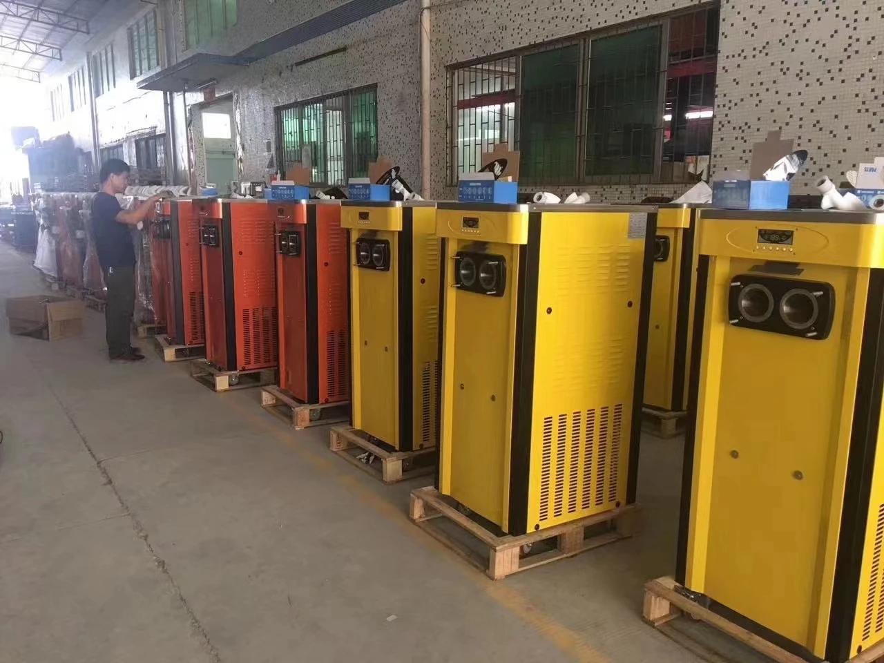 3 Flavors Automatic Soft Serve Commercial Ice Cream Machine Italian Gelato Making Ice Cream Makers