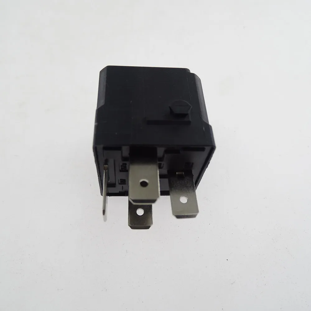 

4-pin Multi-function Relay #645 Fuse Box Power Relay Device for Audi Porsche VW Tiguan T5 2009-2013 4H0951253A