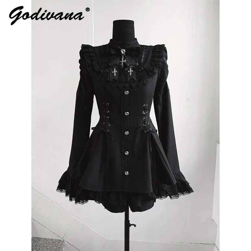 Japanisches, in Massen hergestelltes Slim-Fit-Kleid-Set mit ausgestellten Ärmeln, Gothic-Lolita-Süße Hemden für Damen, Oberteil und Shorts, zweiteilige Anzüge