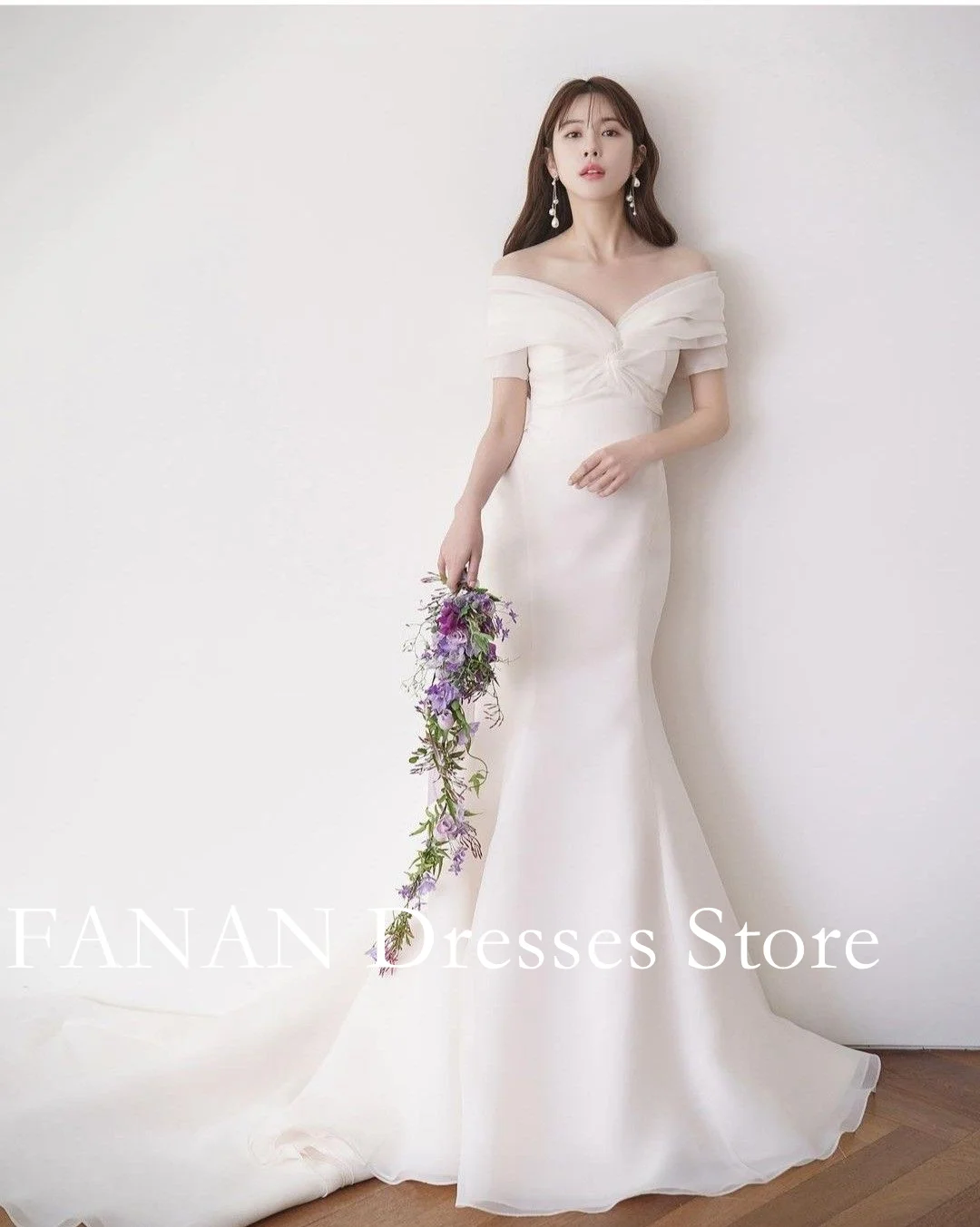 

FANAN Korea Off Shoulder Ruched Ivory Organza Elegant Mermaid Wedding Dresses 웨딩드레스 Customized Lace-Up Bride Gowns Plus Size