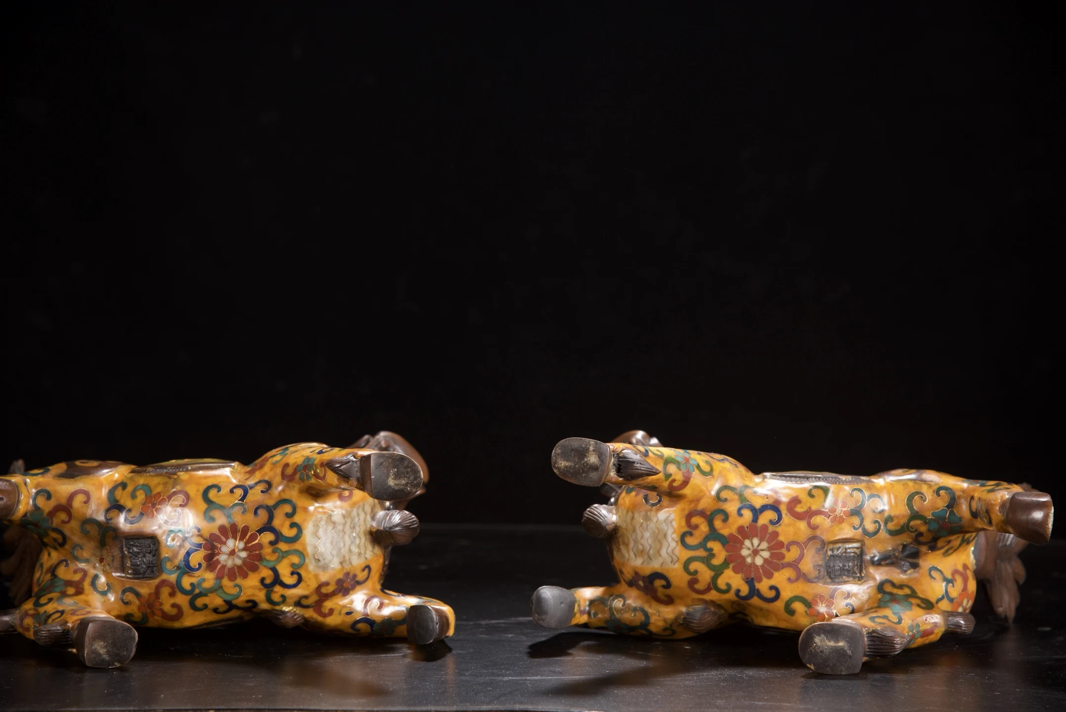 10 Old Bronze Cloisonne Enamel Kirin Statue unicorn a pair Amass wealth Ornaments Town house Worship Hall Town house
