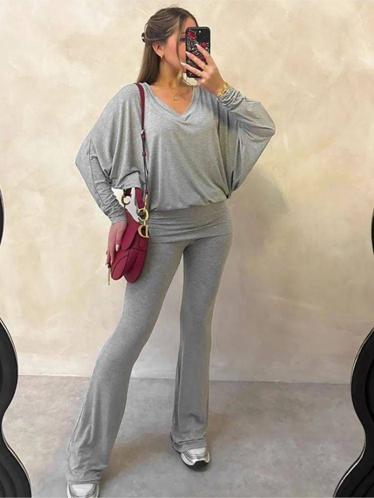 

Woman 2 Piece Set Outfit Long-sleeved Solid Color Deep V-neck Bootcut Trousers Casual Suit Simple Style Commuting Solid Color