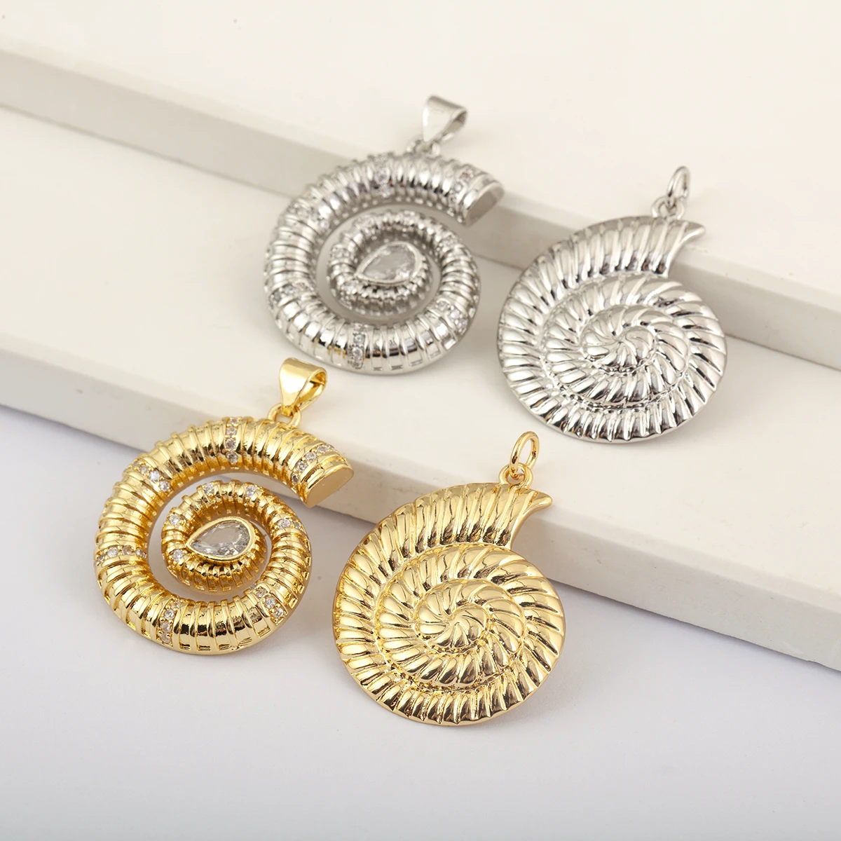 Colgante de Concha de Mejillón en Espiral con Diseños Especiales, Exquisita Joyería de Cobre y Circonio, Accesorios para Cenas, Regalo para Mujeres, Dropshipping