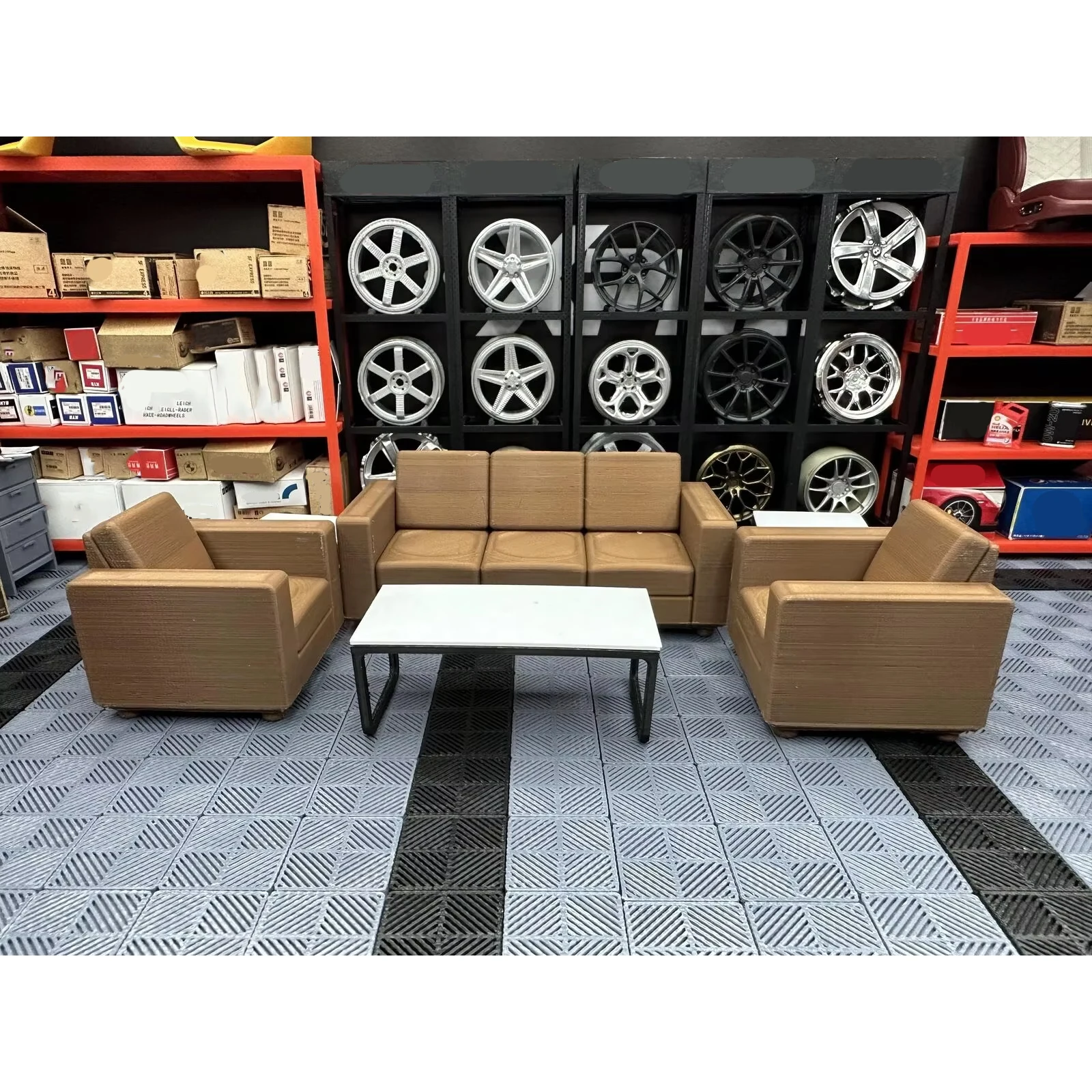 

Модель дивана Diorama 1/18 для гаража, автосалона, мастерской, набор мебели для демонстрации, аксессуары для моделирования