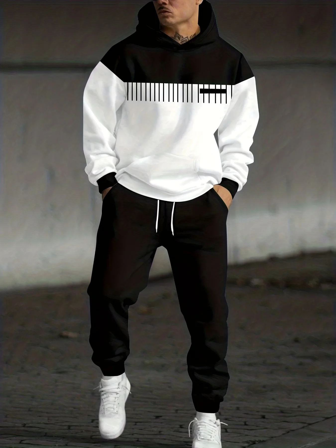 

The new men's hoodie set for Spring and Autumn 2025 is a casual and fashionable 3D printed streetwear collection