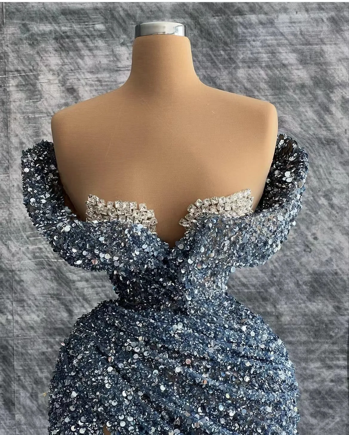 2023 New Blue Short Prom Party Dresses Ball Gowns Rufflea Off Shoulder Mini Length Women Pageant Evening Dress