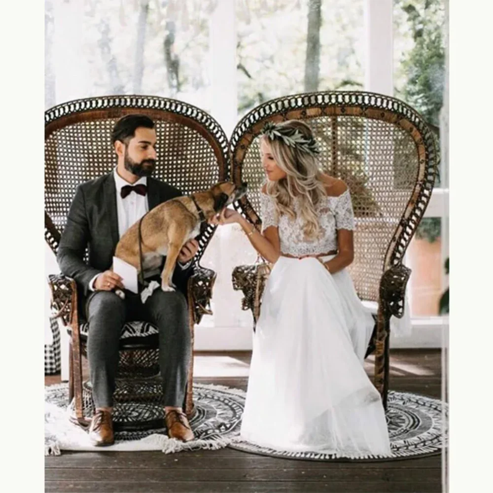 

Pretty Elegant White Wedding Party Dresses Simple Off the Shoulder Short Sleeves Lace Floor Length A-Line Smart Women Prom Gowns